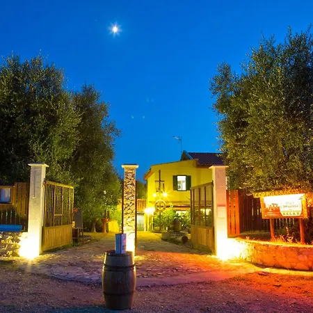 Bed & Breakfast Coppola Rossa Relax Vieste