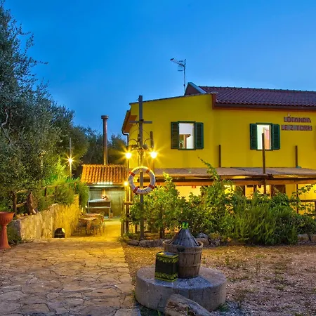Coppola Rossa Relax Vieste
